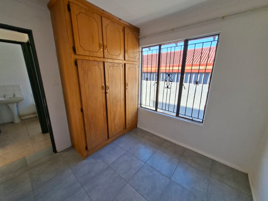 3 Bedroom Property for Sale in Geelhoutpark North West